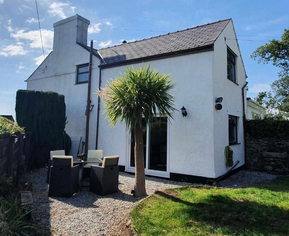Green Cottage - Snowdonia Llanllechid Bagian luar foto
